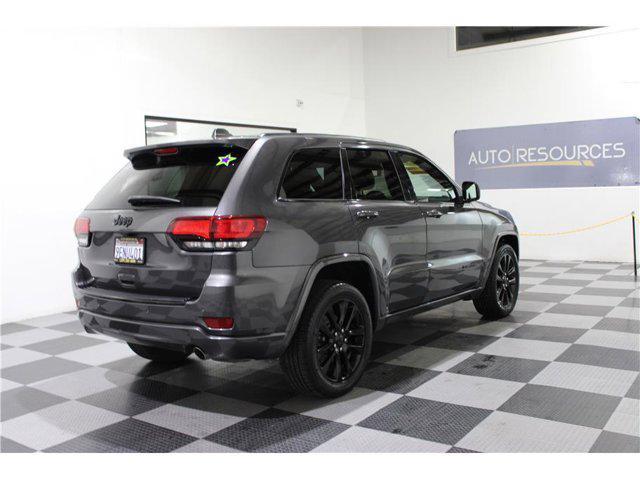 used 2018 Jeep Grand Cherokee car, priced at $14,399