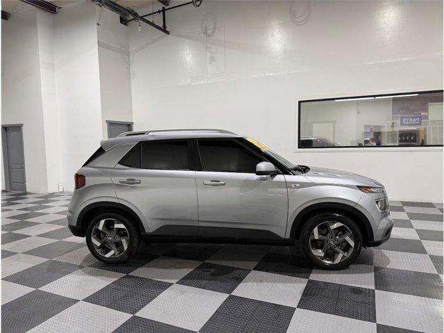 used 2022 Hyundai Venue car, priced at $13,149