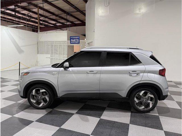 used 2022 Hyundai Venue car, priced at $13,149