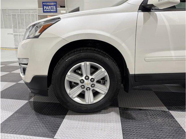 used 2014 Chevrolet Traverse car, priced at $11,499