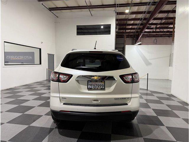 used 2014 Chevrolet Traverse car, priced at $11,499