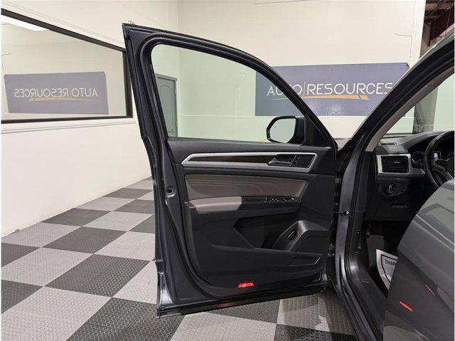 used 2021 Volkswagen Atlas car, priced at $22,749