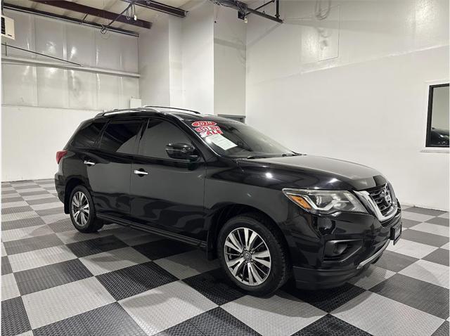 used 2020 Nissan Pathfinder car, priced at $13,005