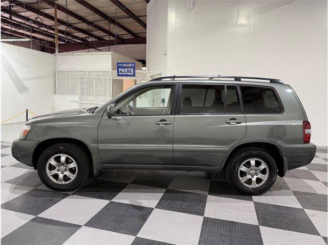 used 2006 Toyota Highlander car, priced at $5,649