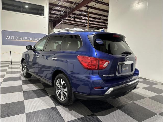 used 2019 Nissan Pathfinder car, priced at $16,987