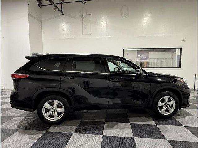 used 2021 Toyota Highlander car, priced at $25,749
