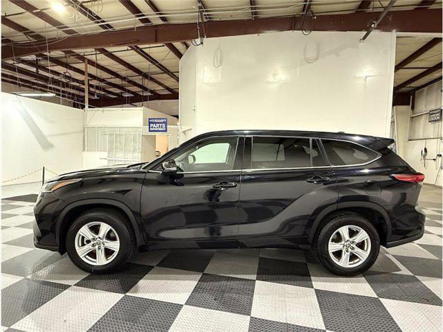 used 2021 Toyota Highlander car, priced at $25,749