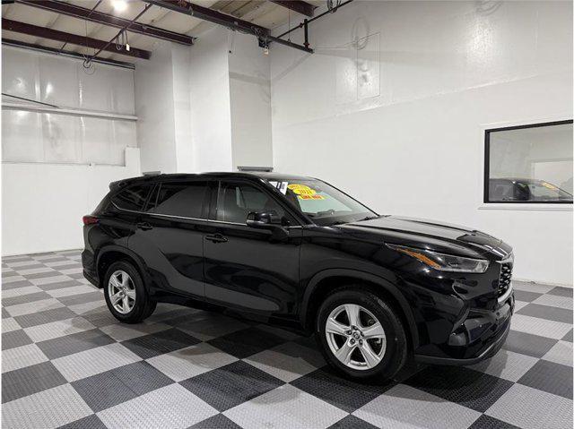used 2021 Toyota Highlander car, priced at $25,749