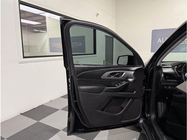 used 2019 Chevrolet Traverse car, priced at $18,549