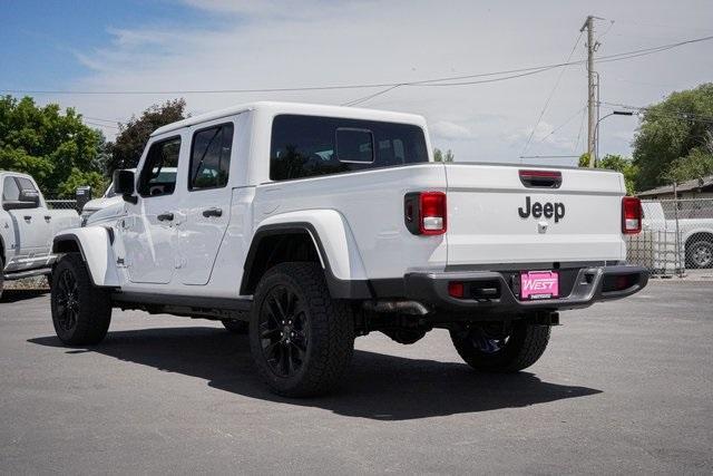 new 2024 Jeep Gladiator car, priced at $43,690