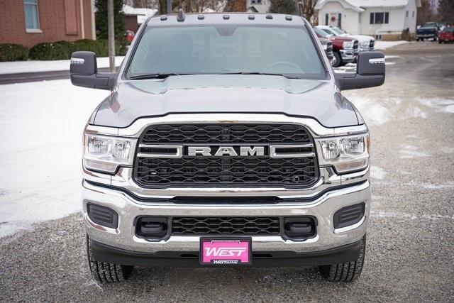 new 2024 Ram 3500 car, priced at $62,627