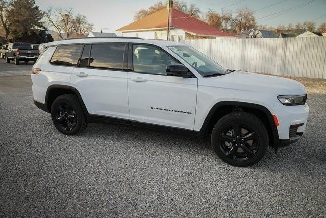 new 2024 Jeep Grand Cherokee L car, priced at $48,669