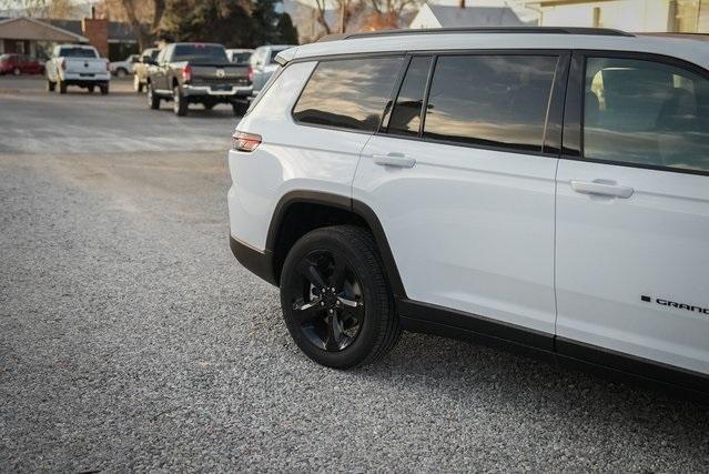 new 2024 Jeep Grand Cherokee L car, priced at $48,669