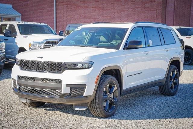 new 2024 Jeep Grand Cherokee L car, priced at $47,676