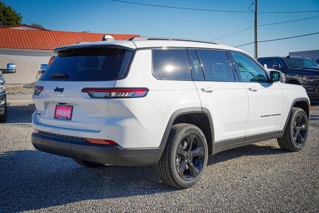 new 2024 Jeep Grand Cherokee L car, priced at $47,676