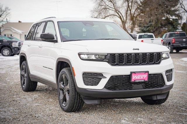 new 2025 Jeep Grand Cherokee car, priced at $47,229