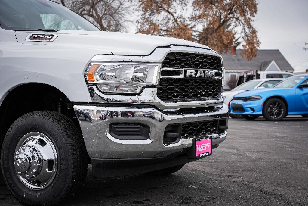 new 2024 Ram 3500 car, priced at $72,995