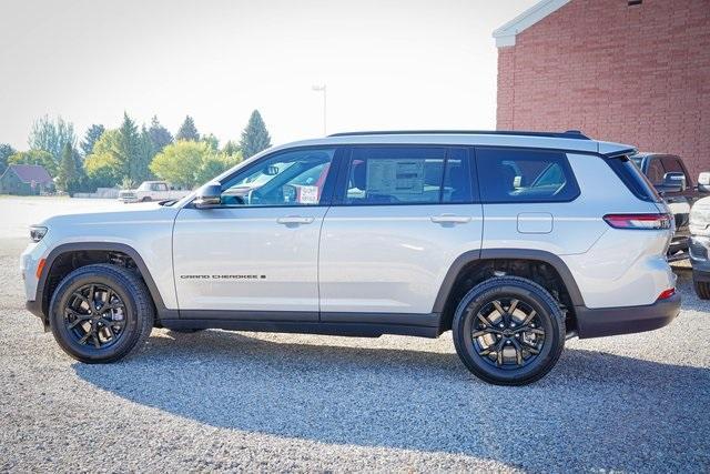 new 2024 Jeep Grand Cherokee L car, priced at $46,328