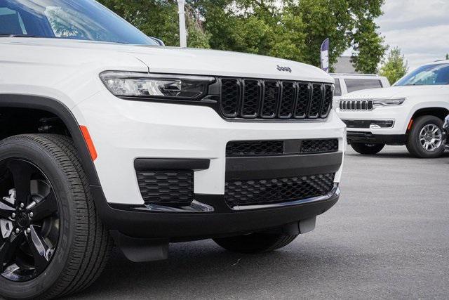 new 2024 Jeep Grand Cherokee L car, priced at $47,894