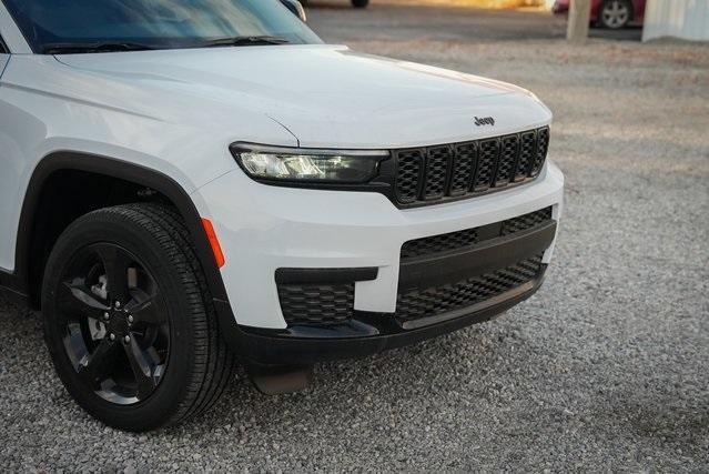 new 2024 Jeep Grand Cherokee L car, priced at $48,895