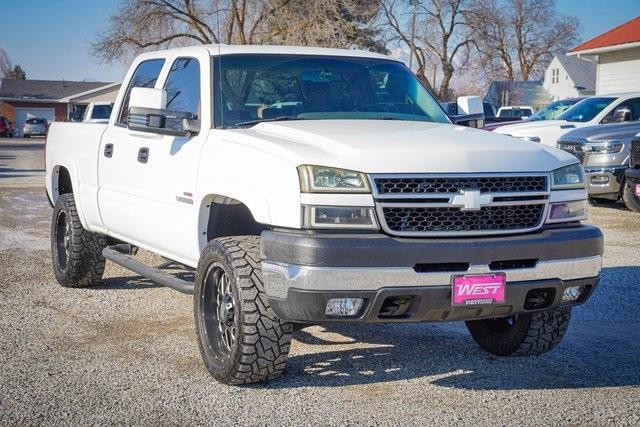 used 2004 Chevrolet Silverado 2500 car, priced at $12,795