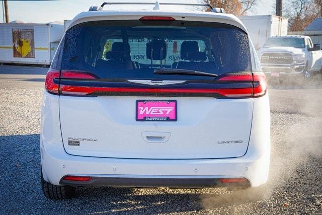 used 2022 Chrysler Pacifica car, priced at $27,495