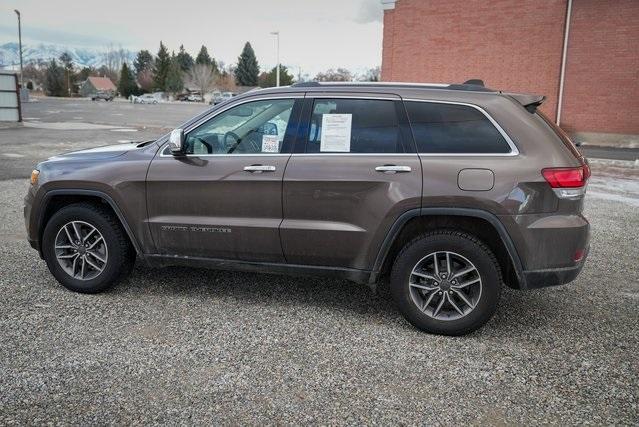 used 2020 Jeep Grand Cherokee car, priced at $24,390