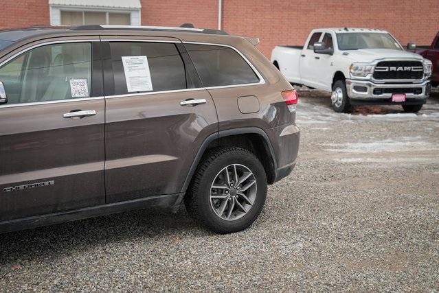 used 2020 Jeep Grand Cherokee car, priced at $24,390