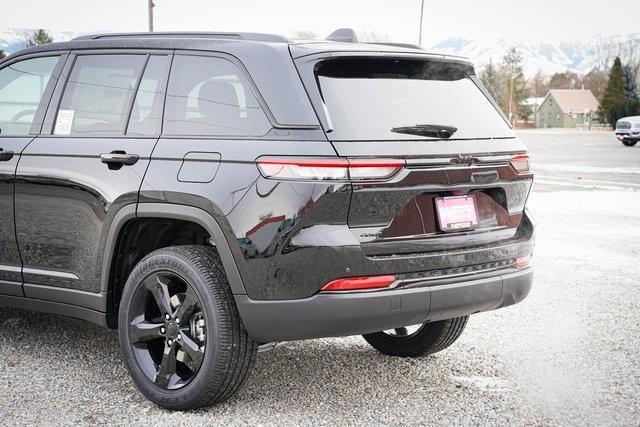 new 2025 Jeep Grand Cherokee car, priced at $47,765