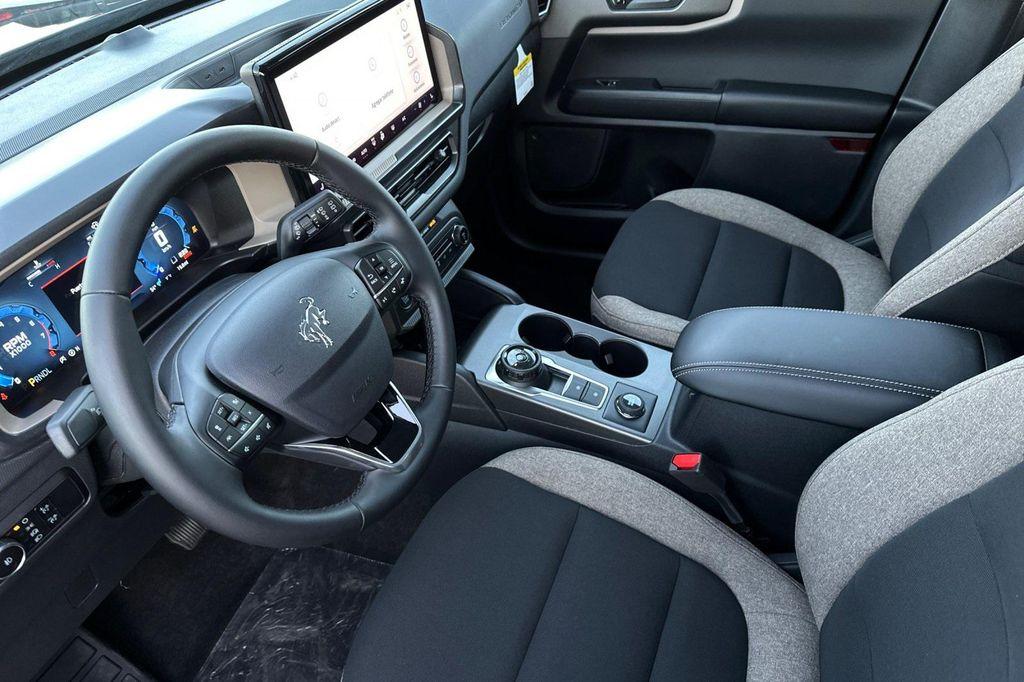 new 2025 Ford Bronco Sport car, priced at $30,185