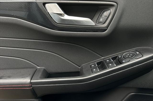 new 2025 Ford Escape car, priced at $33,375