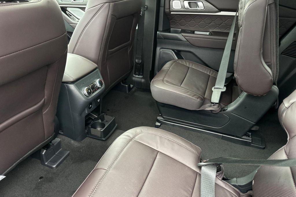 new 2025 Ford Explorer car, priced at $56,374
