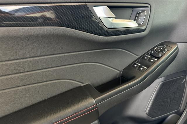 new 2025 Ford Escape car, priced at $29,964