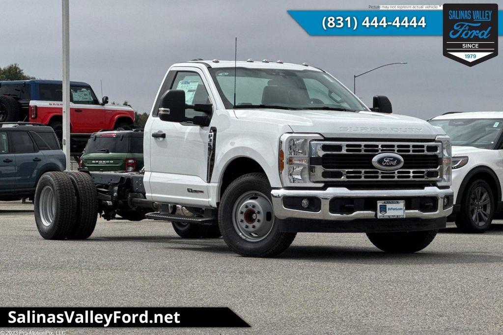new 2025 Ford F-350 car, priced at $62,466