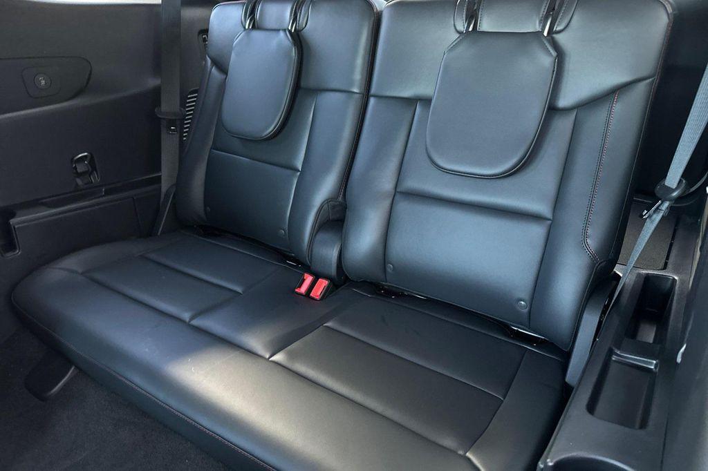 new 2025 Ford Explorer car, priced at $44,962