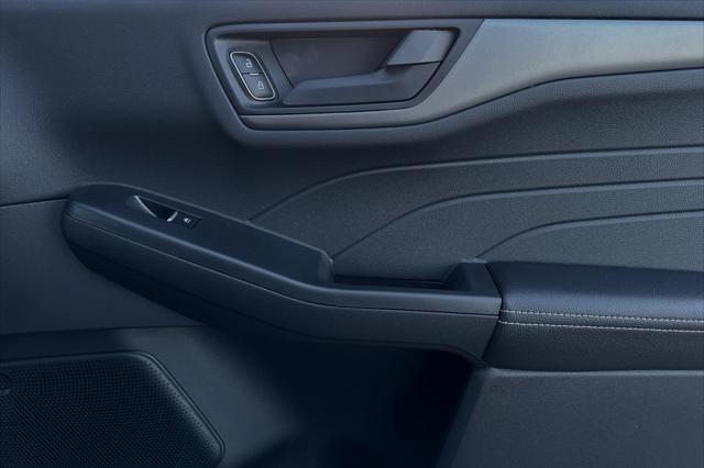 new 2025 Ford Escape car, priced at $30,980