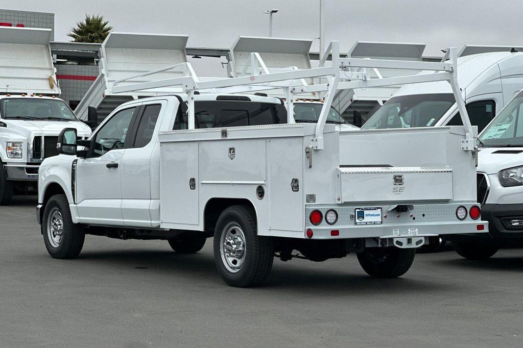 new 2025 Ford F-350 car, priced at $68,095