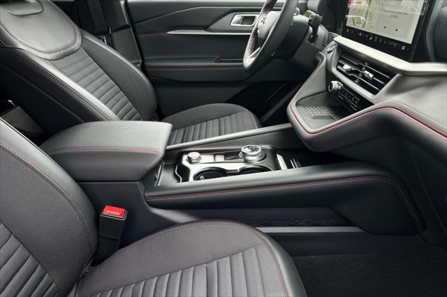 new 2025 Ford Explorer car, priced at $47,455