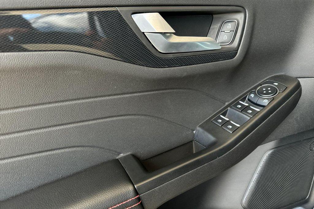 new 2025 Ford Escape car, priced at $28,644