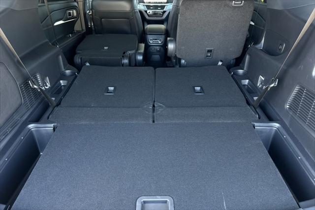 new 2025 Ford Explorer car, priced at $58,850