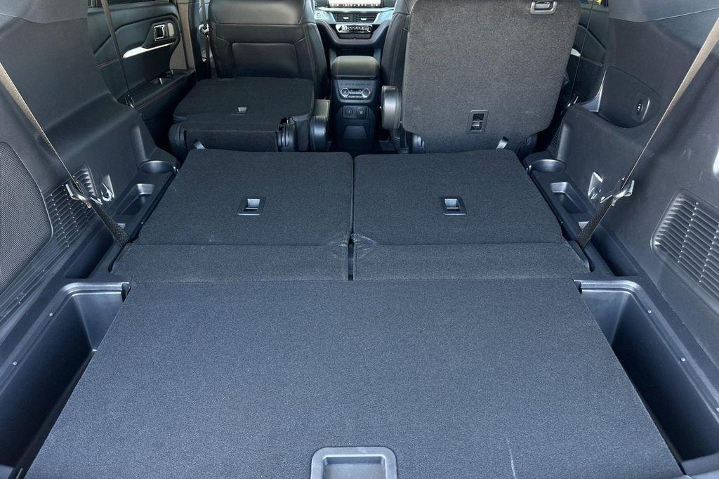 new 2025 Ford Explorer car, priced at $57,350