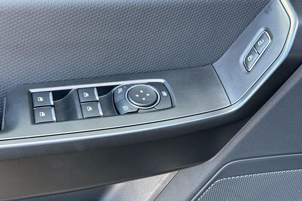 new 2025 Ford F-150 car, priced at $43,223
