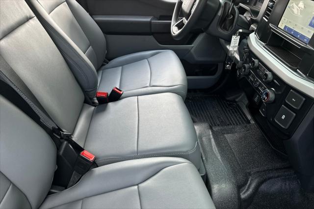 new 2025 Ford F-250 car, priced at $51,855