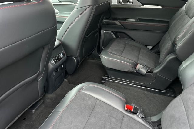 new 2025 Ford Explorer car, priced at $61,230