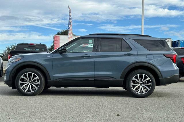 new 2025 Ford Explorer car, priced at $47,705