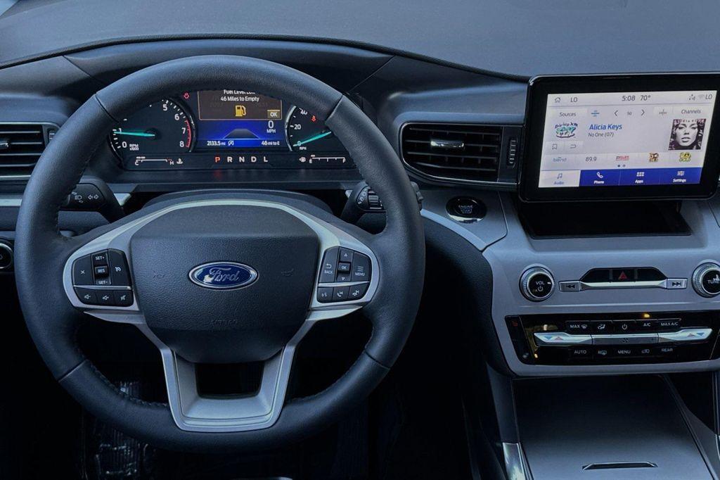 new 2024 Ford Explorer car, priced at $44,829