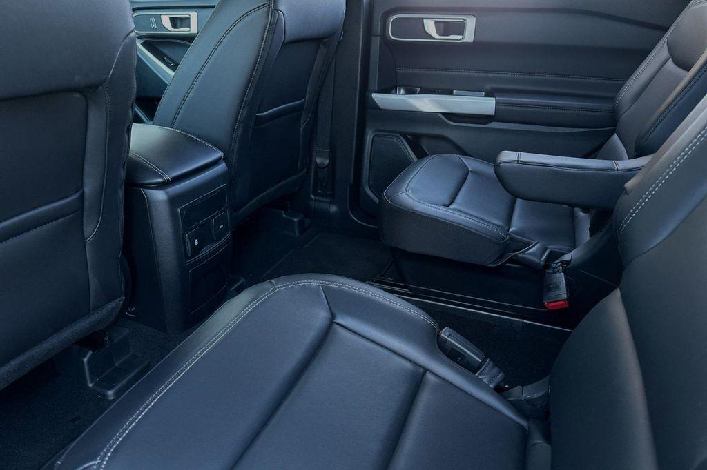 new 2024 Ford Explorer car, priced at $44,829