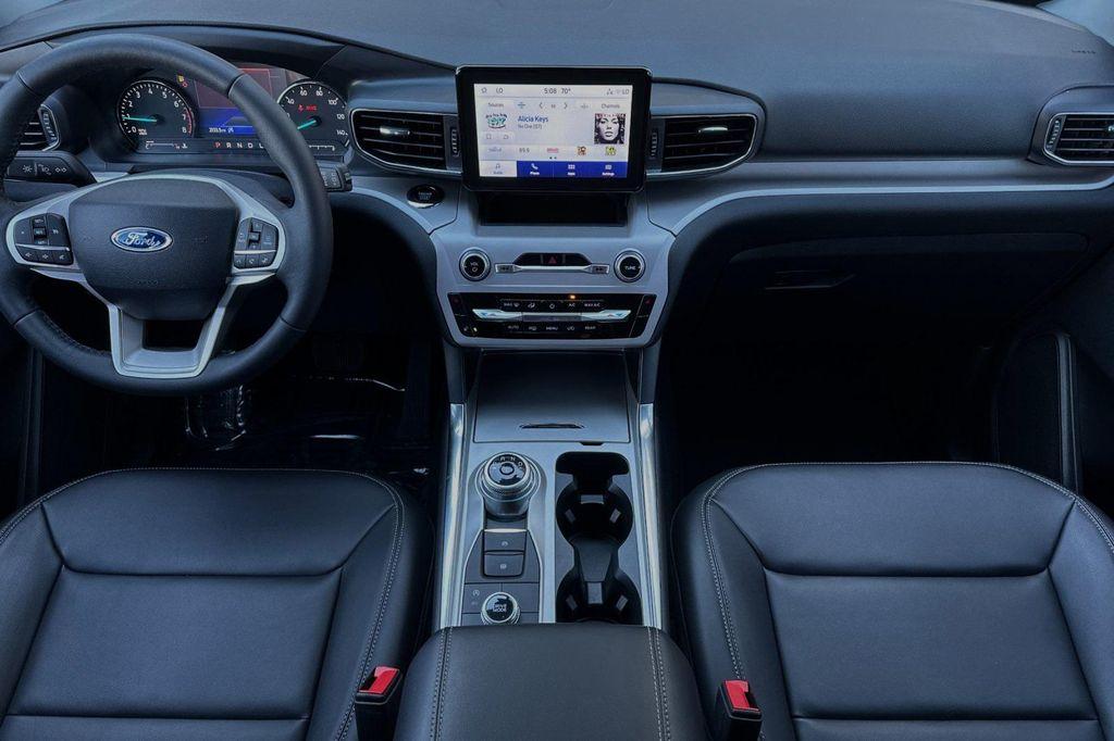 new 2024 Ford Explorer car, priced at $44,829