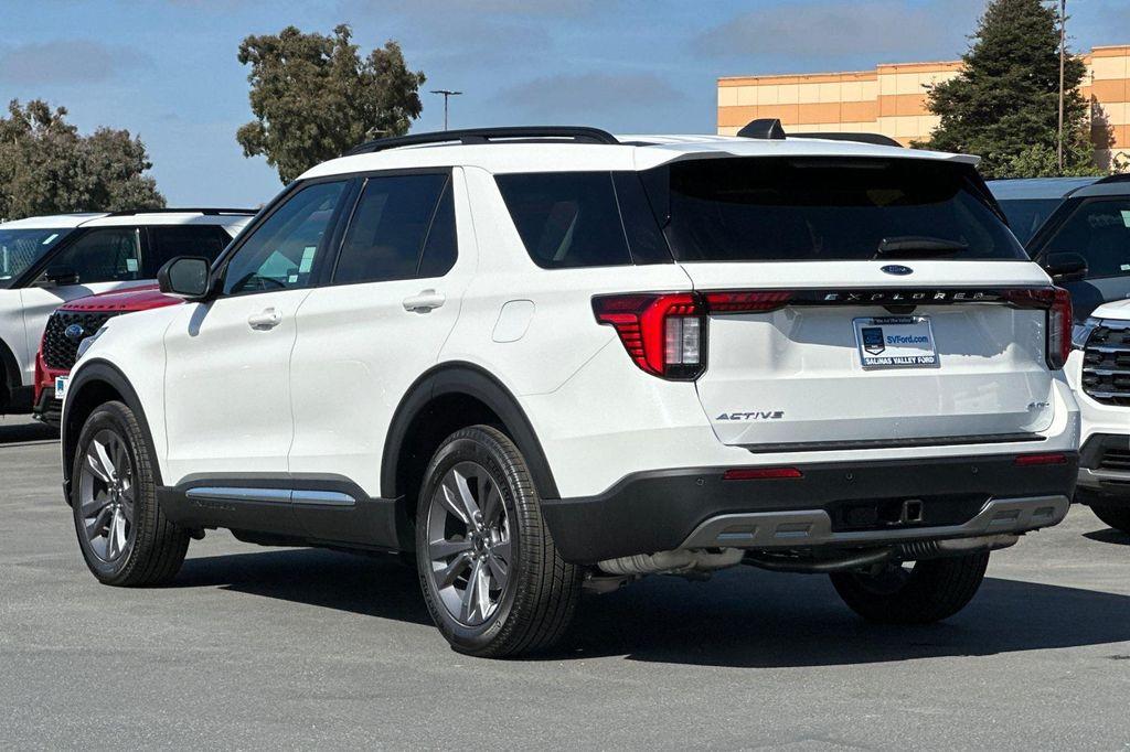 new 2025 Ford Explorer car, priced at $45,464