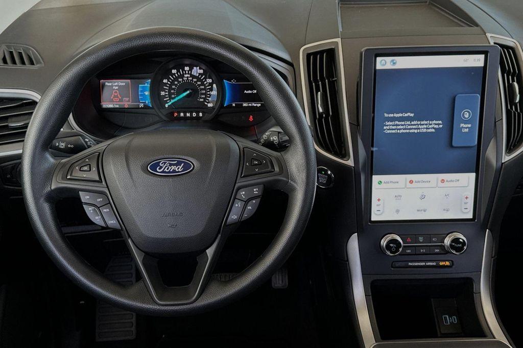 used 2024 Ford Edge car, priced at $31,995